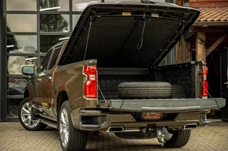 Chevrolet Silverado – thumbnail 4