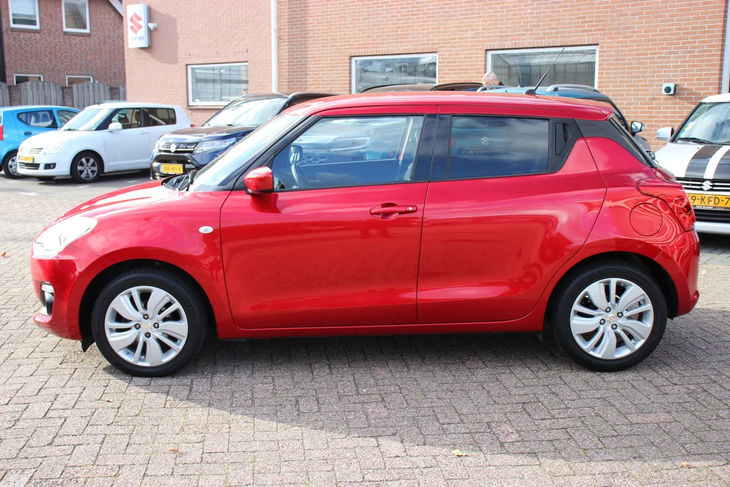 Suzuki Swift – foto 2