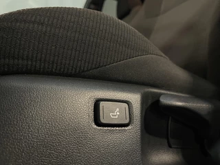 Toyota C-HR – thumbnail 30