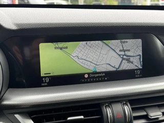 Alfa Romeo Stelvio – thumbnail 20