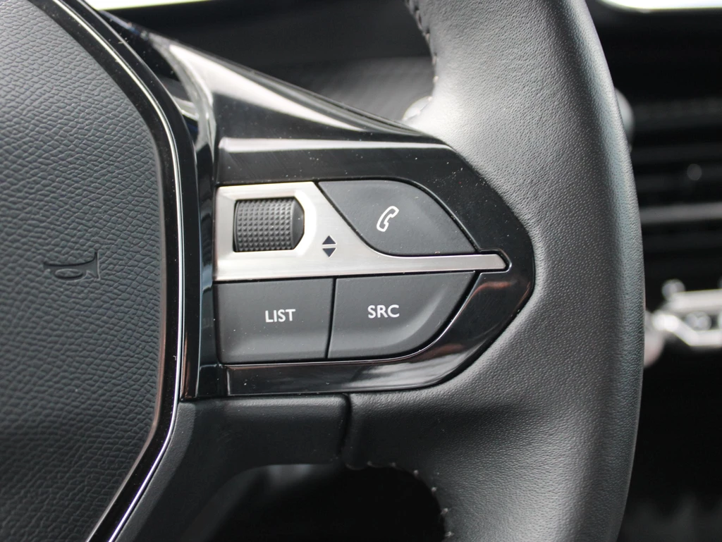 Peugeot 208 – foto 26
