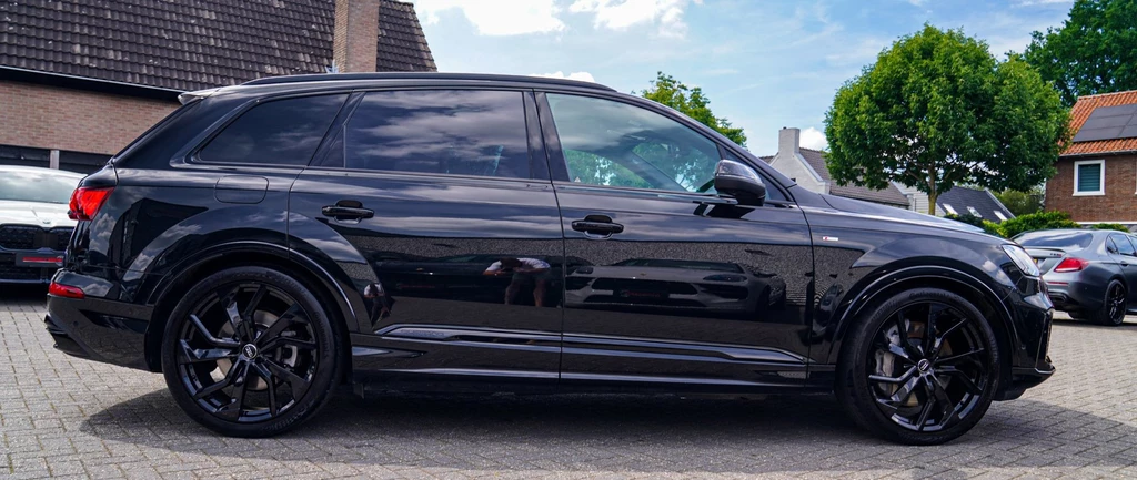 Audi Q7 – foto 12