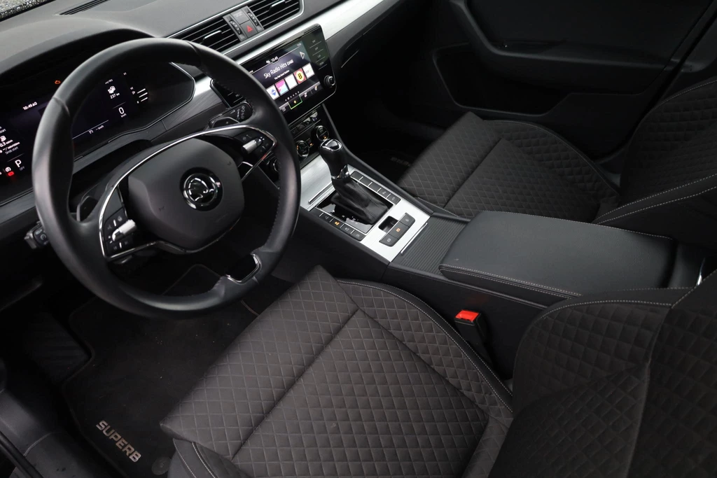 Škoda Superb – foto 11