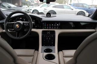 Porsche Taycan – thumbnail 11