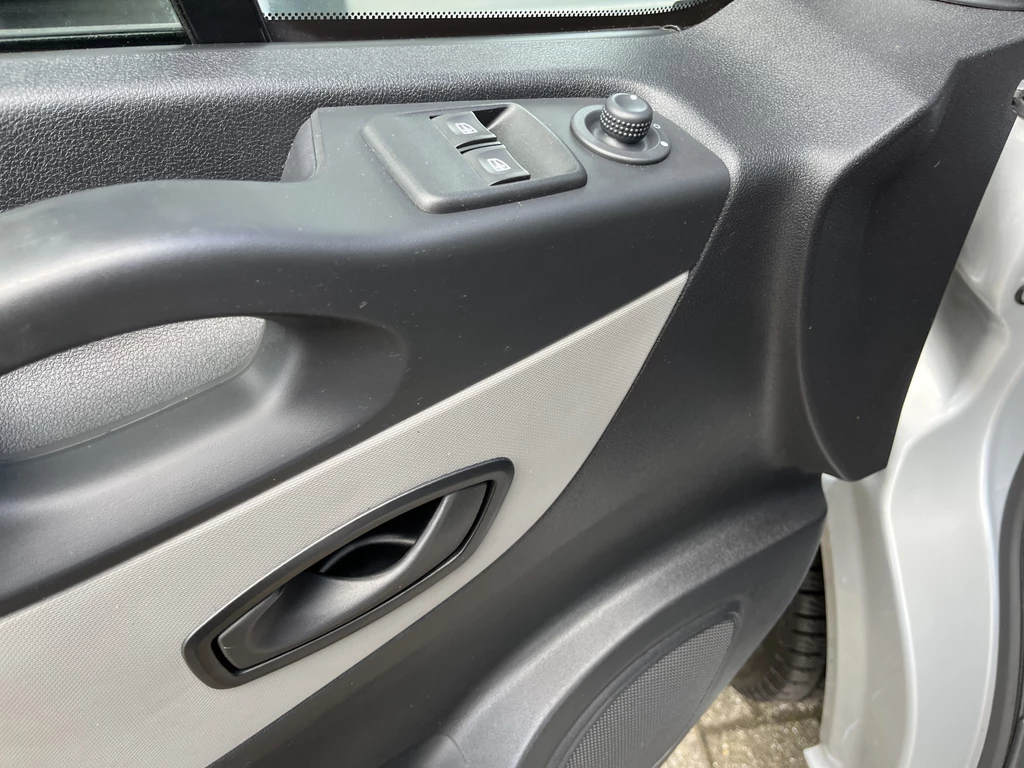 Renault Trafic – foto 14