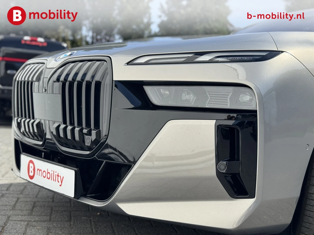 BMW i7 – foto 34