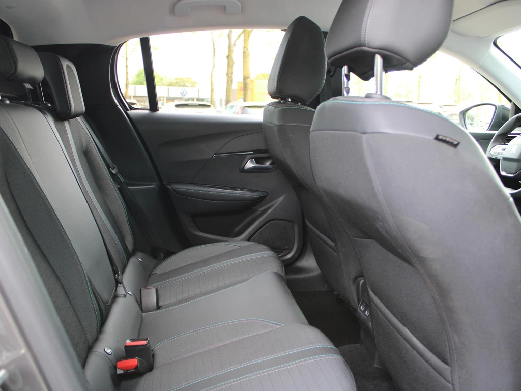 Peugeot 208 – foto 10