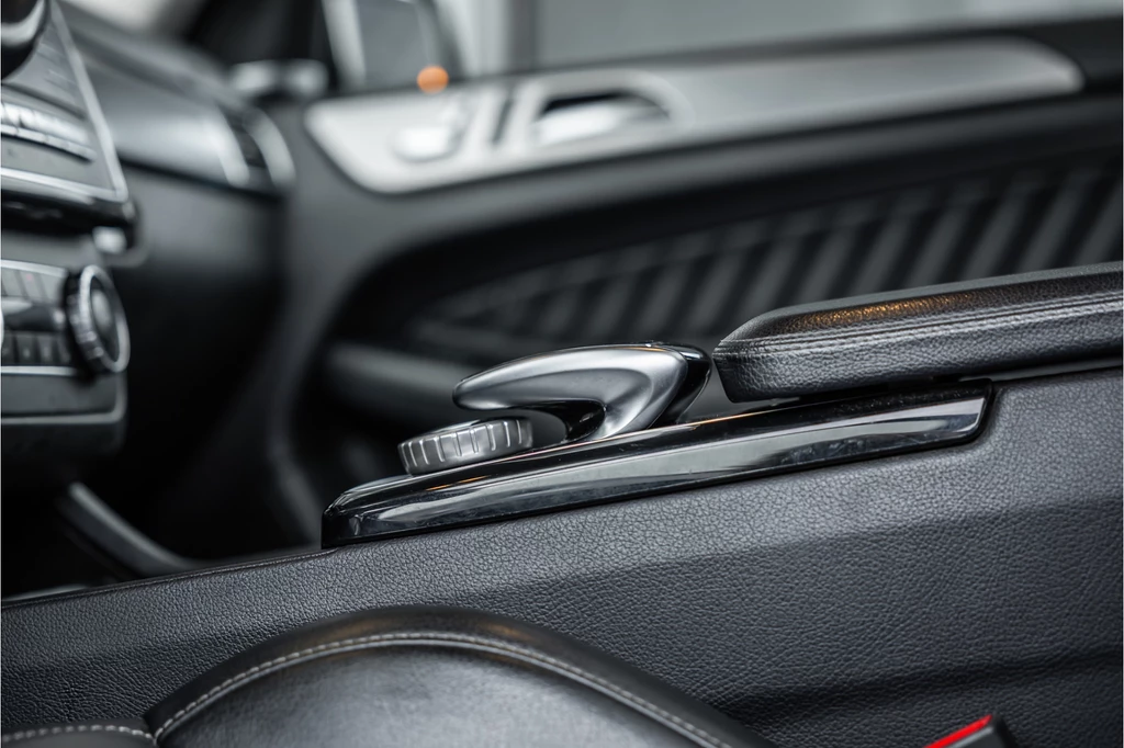 Mercedes-Benz GLE – foto 36