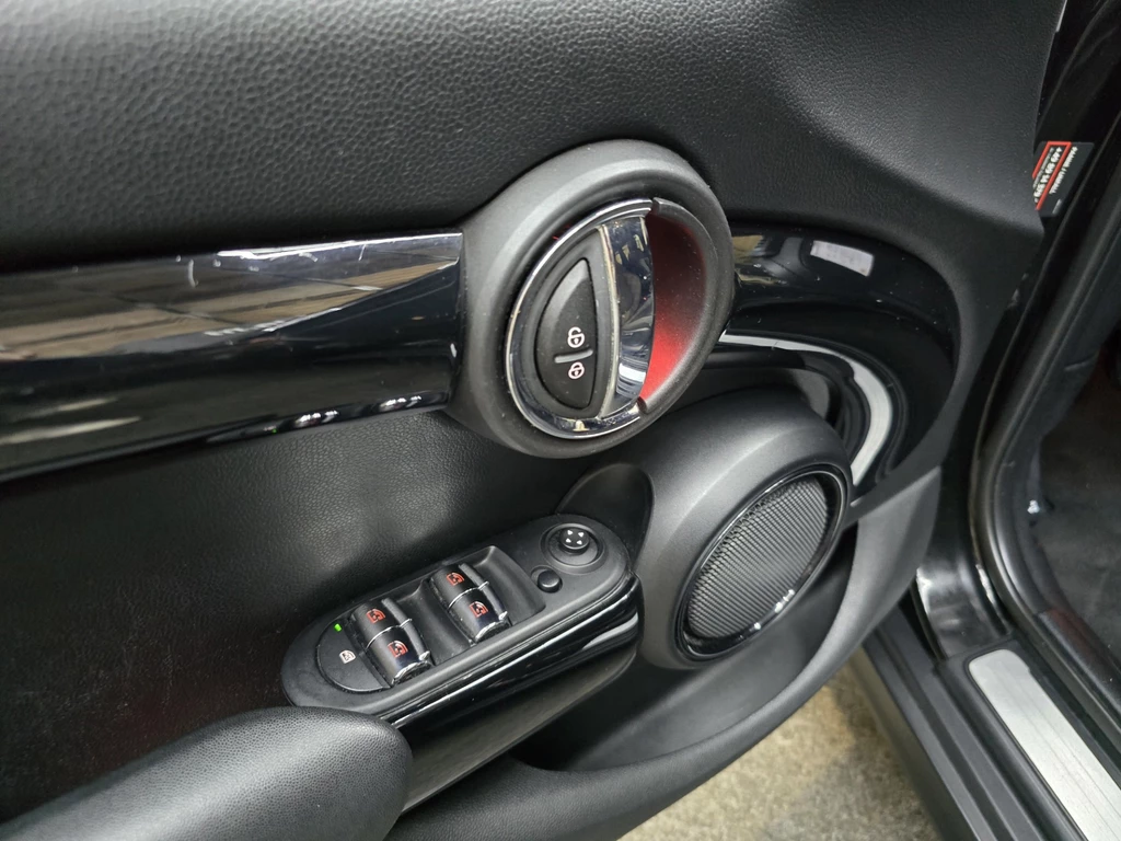 MINI 5-deurs – foto 10