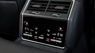 Porsche Panamera – thumbnail 31