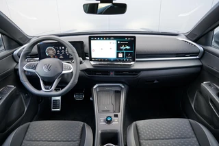 Volkswagen T-Roc – thumbnail 10