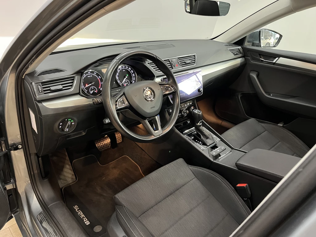 Škoda Superb – foto 14