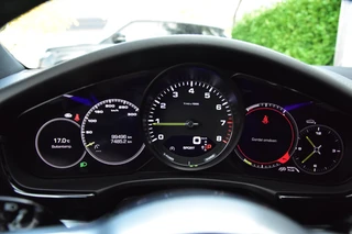 Porsche Panamera – thumbnail 30