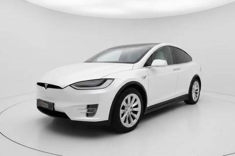 Tesla Model X 90D BASE 6P. LED, Navi, Camera, Trekhaak