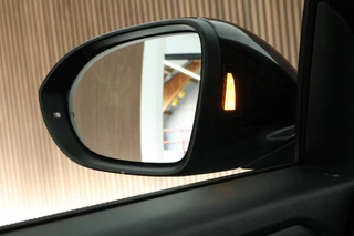 Volkswagen T-Roc – thumbnail 12