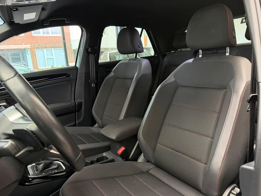 Volkswagen T-Roc – foto 9