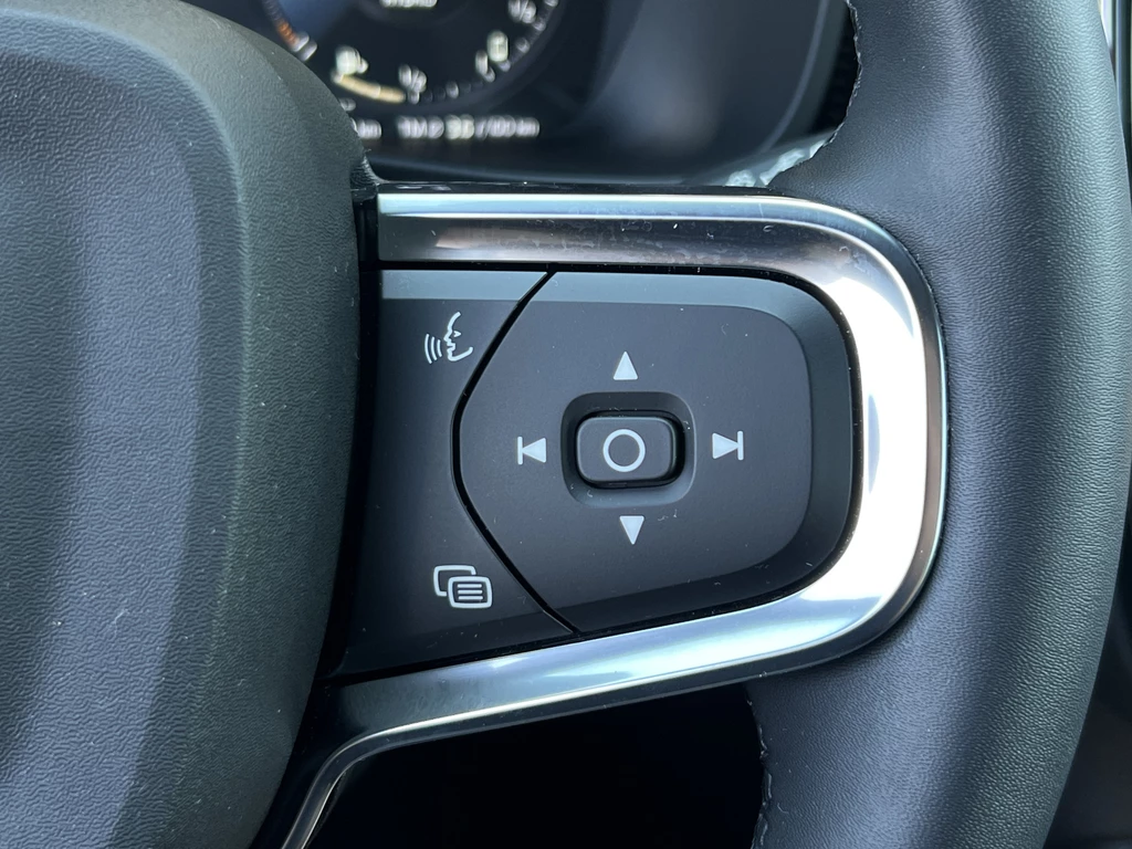 Volvo XC40 – foto 17