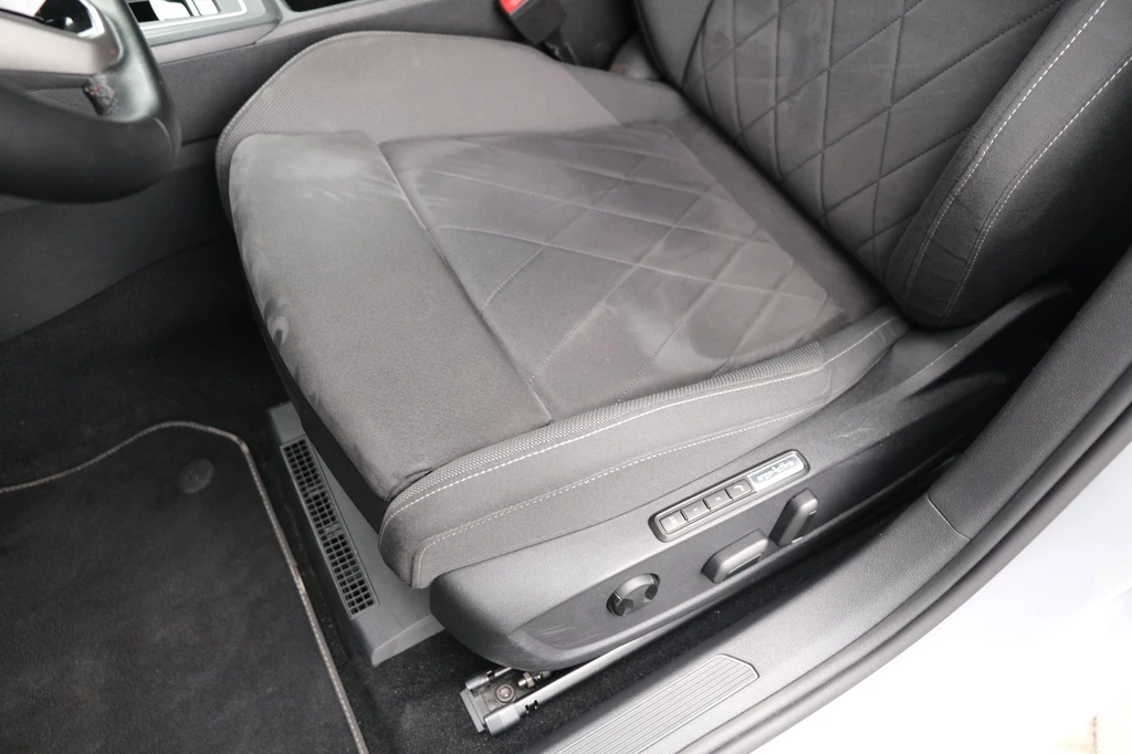 Volkswagen Golf – foto 11