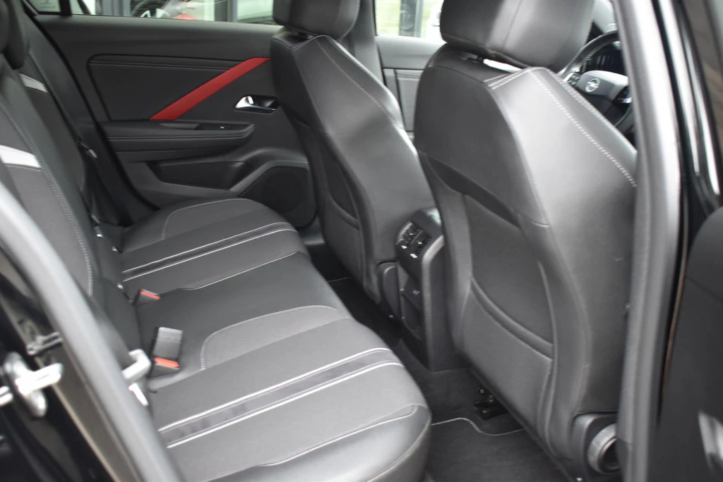 Opel Astra – foto 18