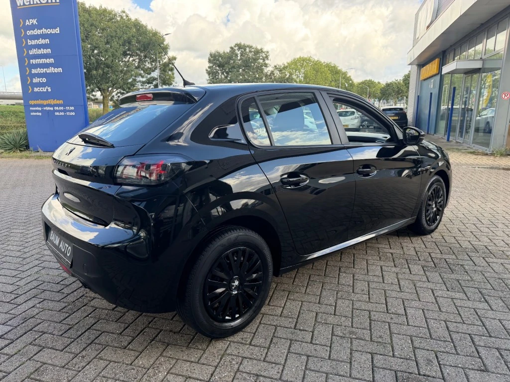 Peugeot 208 – foto 11