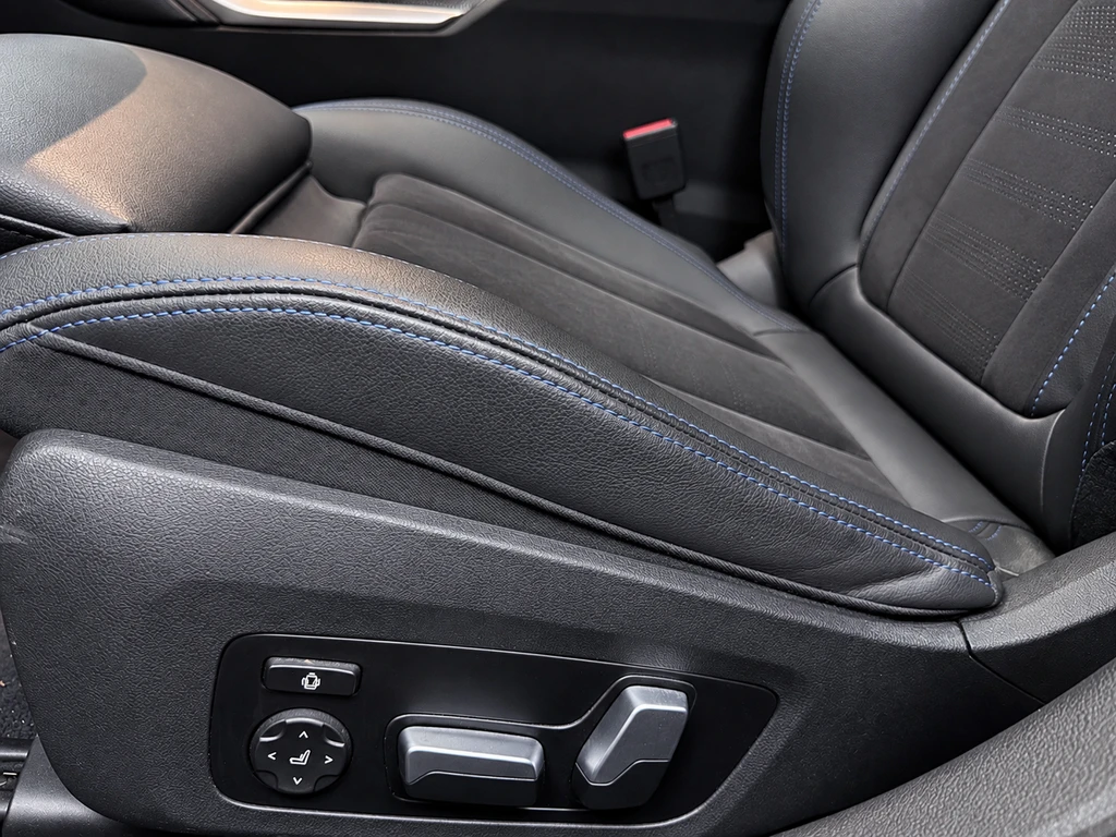 BMW i4 – foto 14