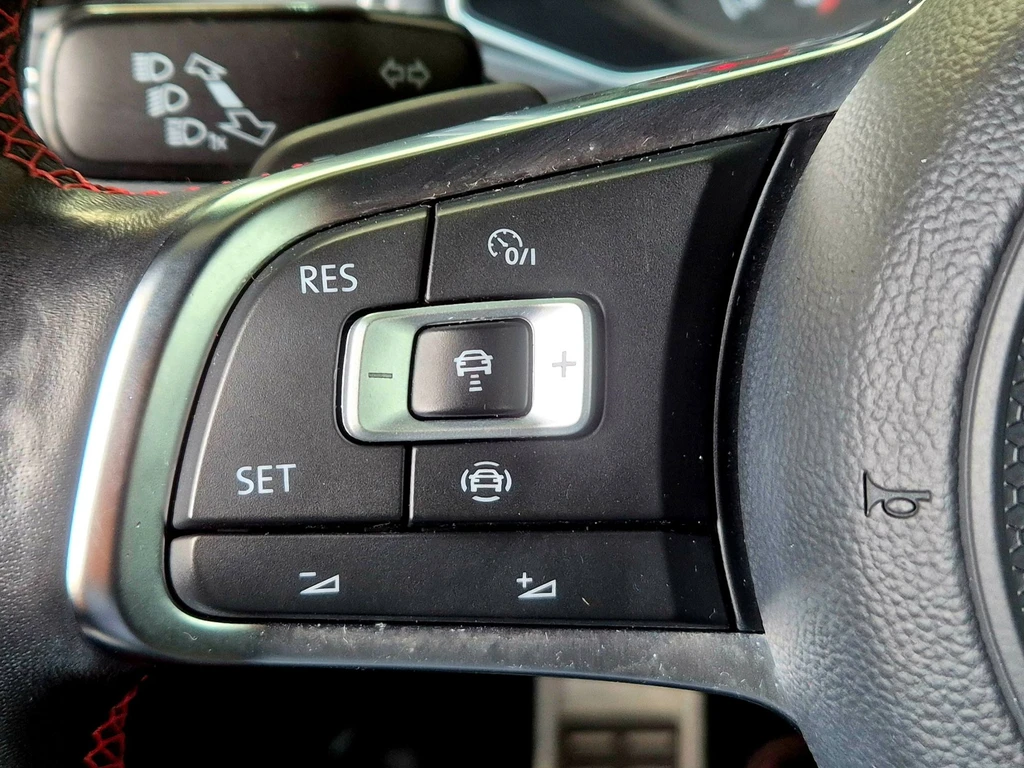Volkswagen T-Roc – foto 22