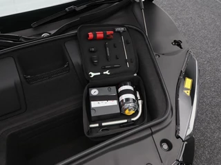 Audi R8 – thumbnail 22