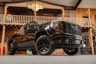 GMC Sierra – thumbnail 9