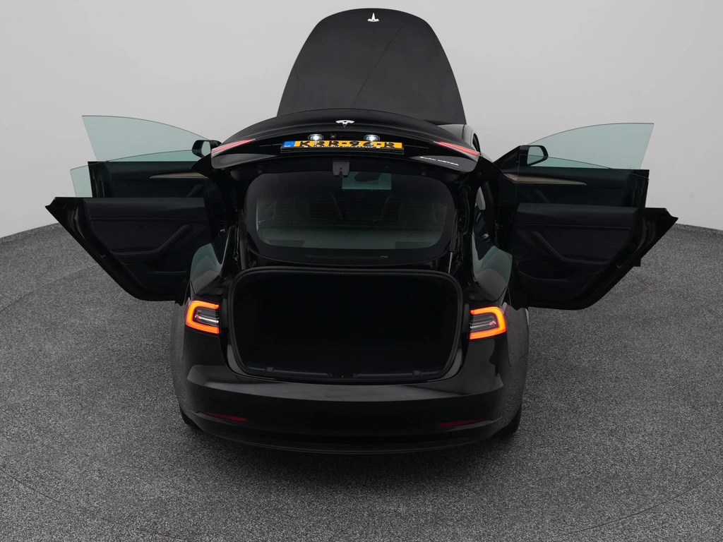 Tesla Model 3 – foto 32