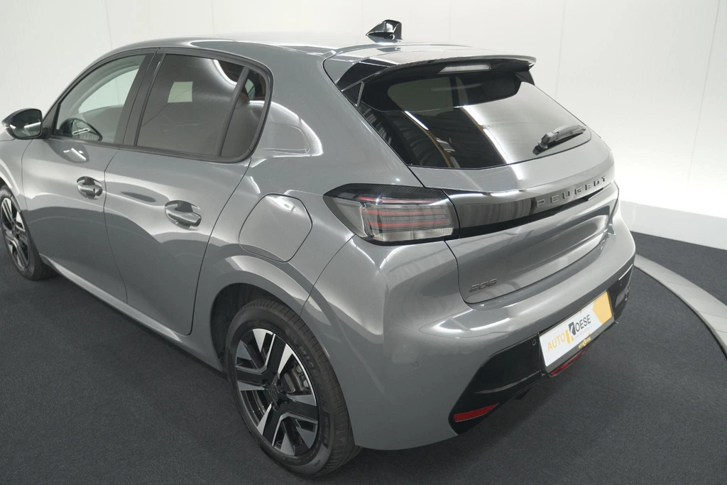Peugeot 208 – foto 8