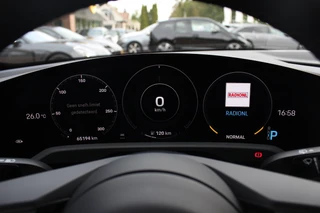 Porsche Taycan – thumbnail 19