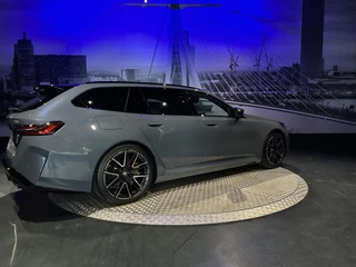BMW M5 – thumbnail 12