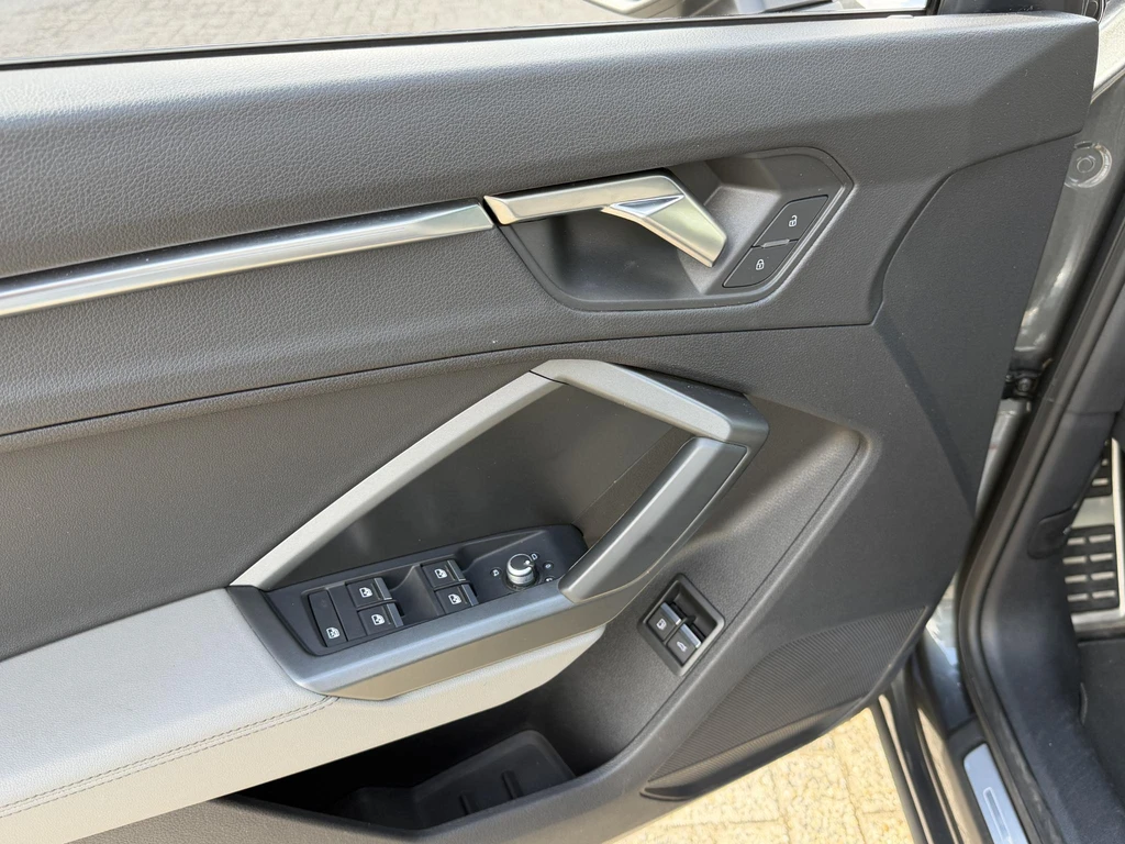 Audi Q3 – foto 12