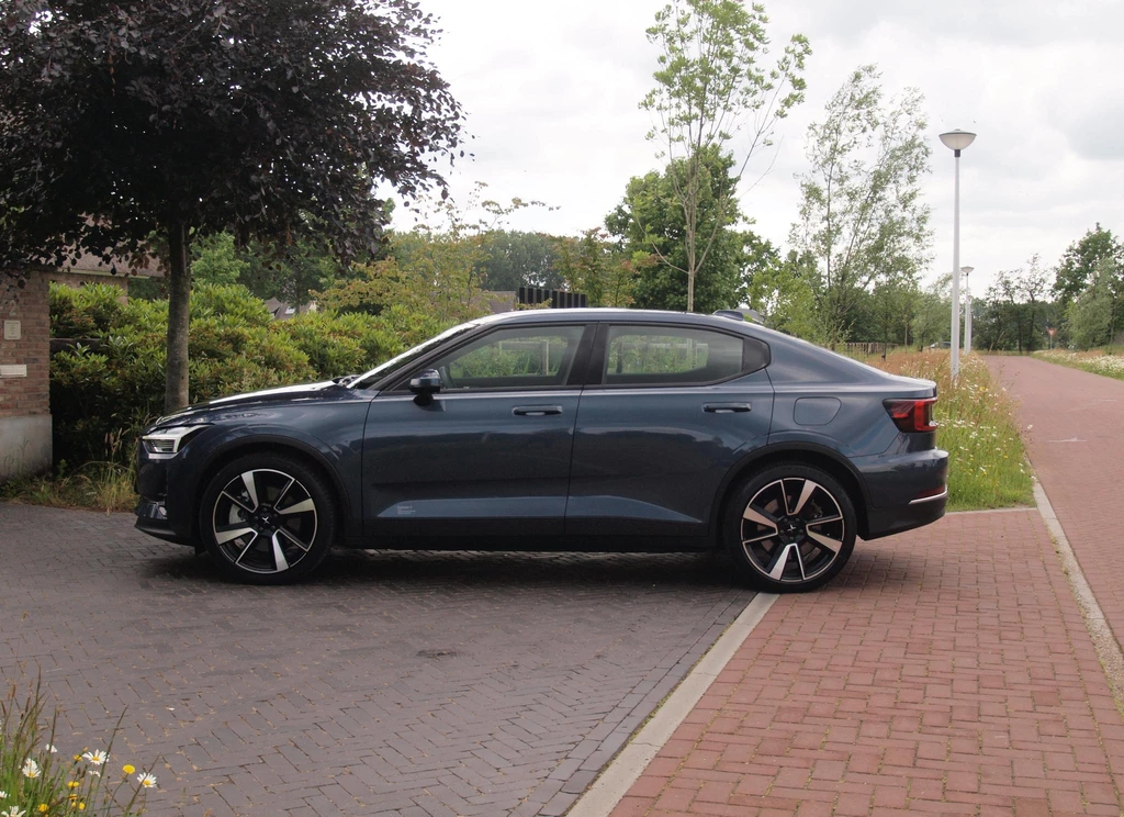 Polestar 2 – foto 2