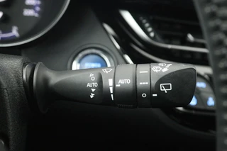Toyota C-HR – thumbnail 15