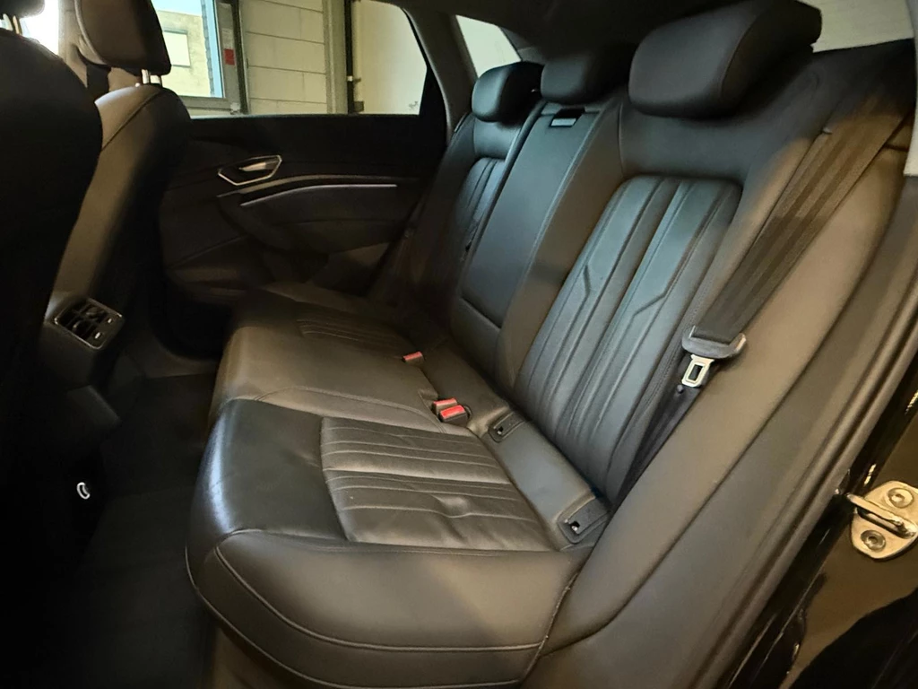 Audi e-tron – foto 32
