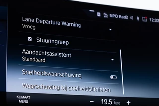 BMW i4 – thumbnail 25