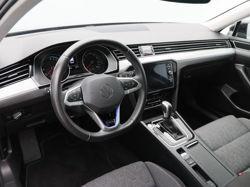 Volkswagen Passat – foto 9