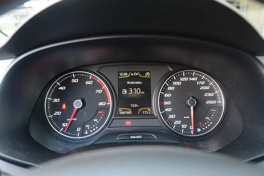 SEAT Leon – foto 13