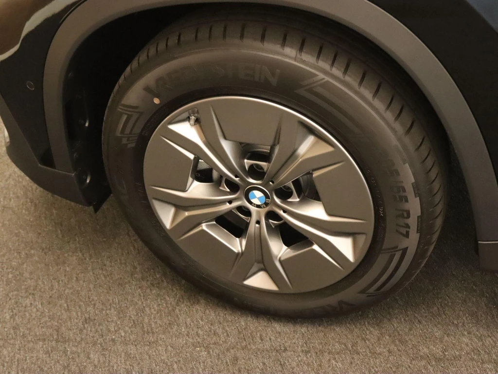 BMW iX1 – foto 11
