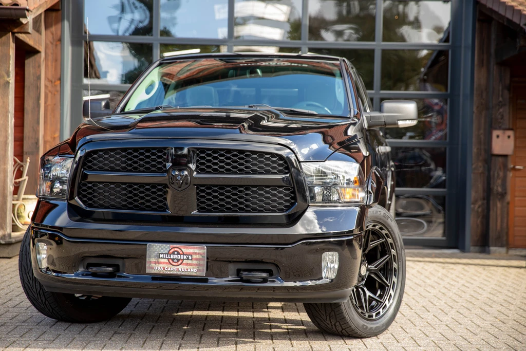 Dodge Ram 1500 – foto 9