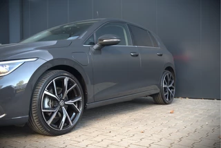 Volkswagen Golf – thumbnail 3