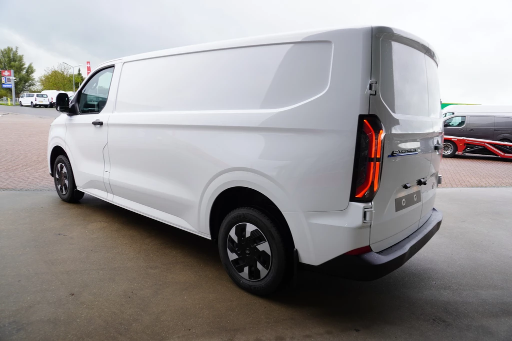 Ford E-Transit – foto 3