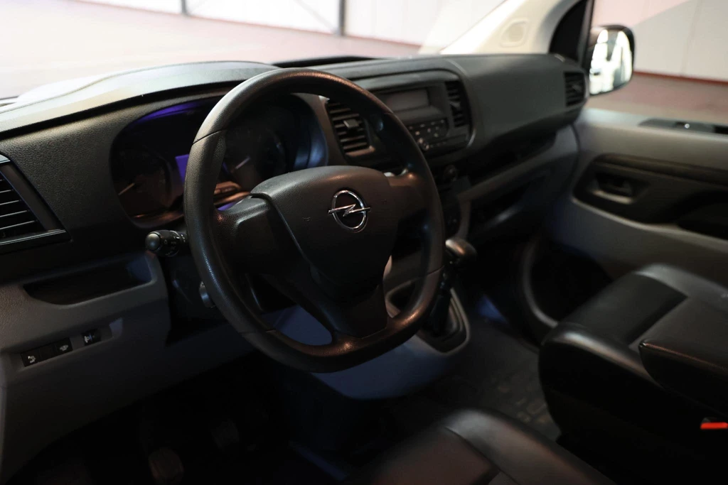 Opel Vivaro – foto 12