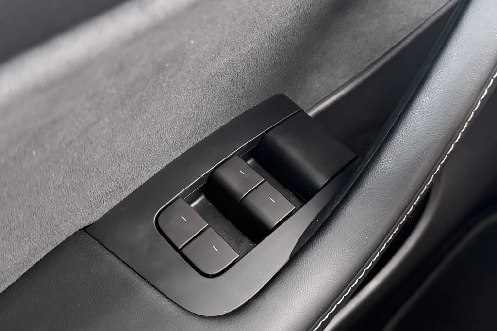 Tesla Model Y – foto 19