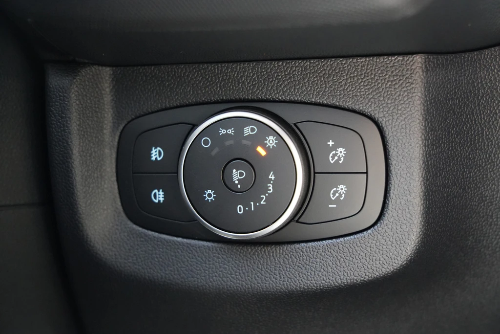 Ford E-Transit Courier – foto 19
