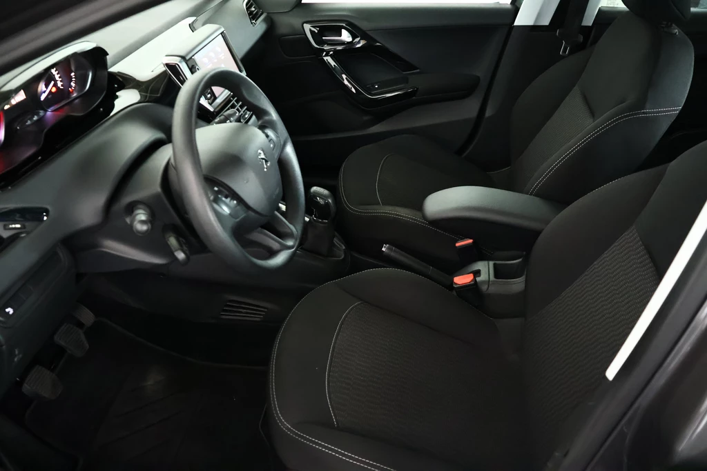 Peugeot 208 – foto 9