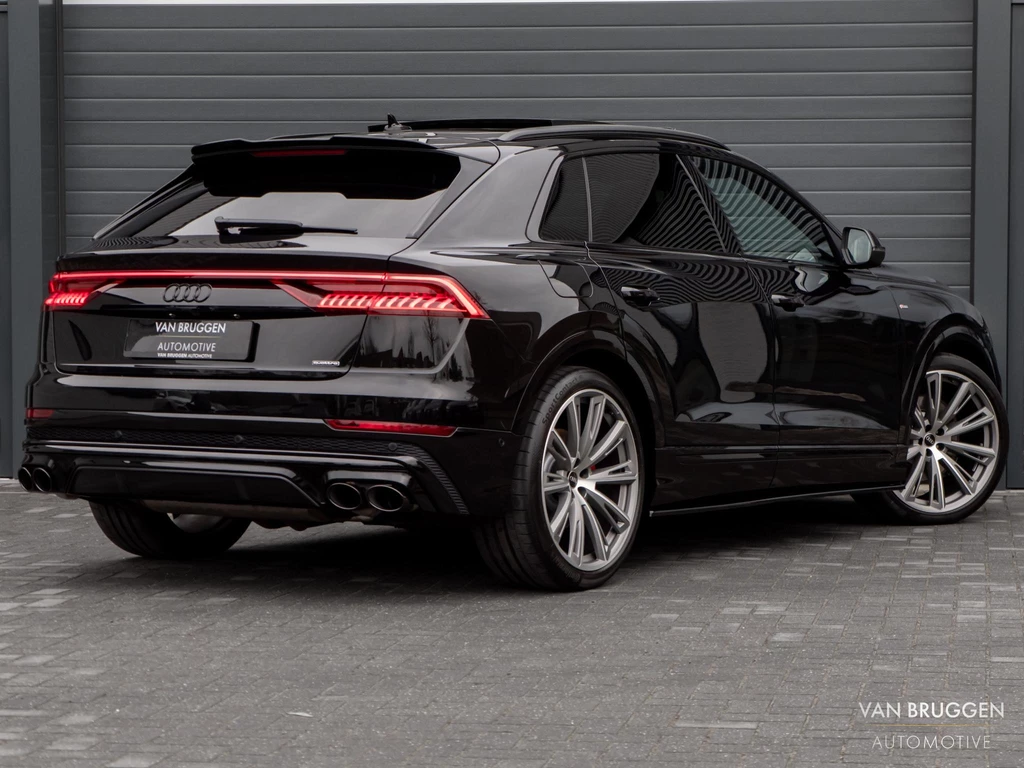 Audi Q8 – foto 9