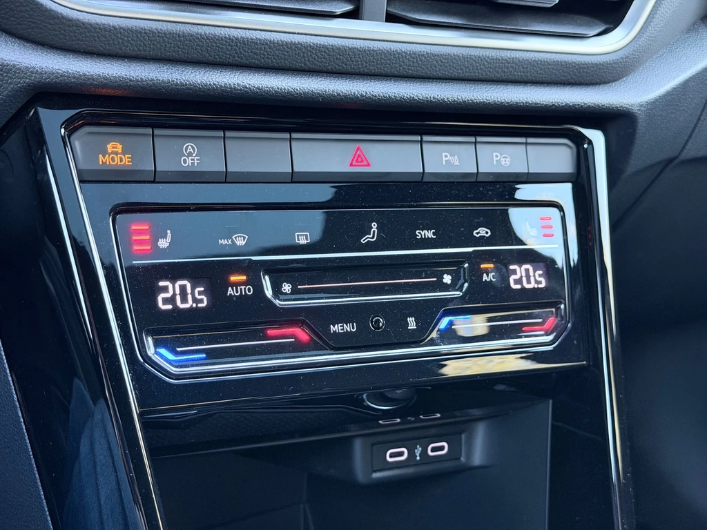 Volkswagen T-Roc – foto 18