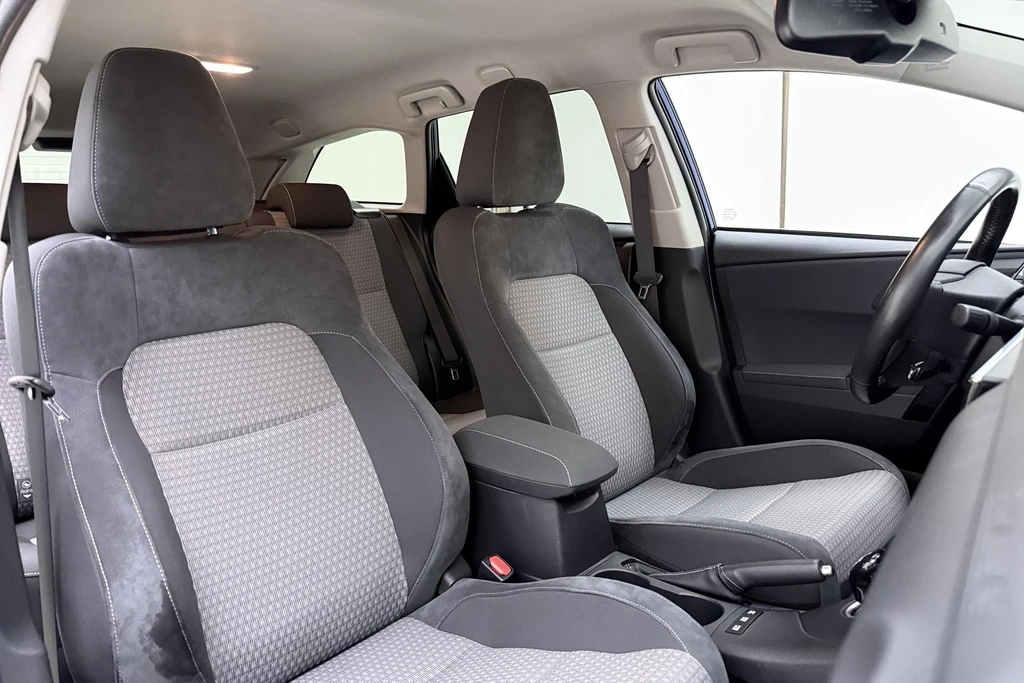 Toyota Auris – foto 16